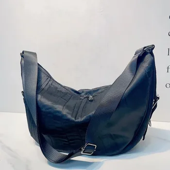 Повседневная новая сумка через плечо в виде полумесяца, женская плиссированная нейлоновая водонепроницаемая сумка, женская сетчатая сумка на плечо, джинсовая сумка для поездок на работу с медведем